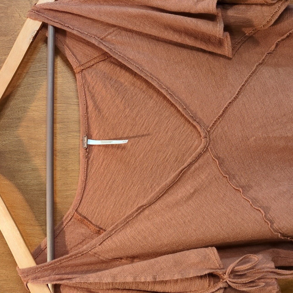 Free People Cold Shoulder Tee In Copper Size M - Picture 2 of 8